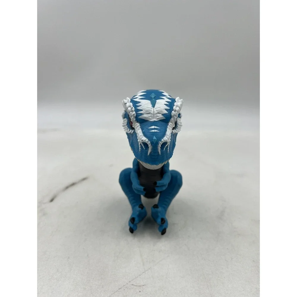 WowWee Fingerlings Untamed T-Rex Ironjaw Blue White Interactive Dinosaur Toy